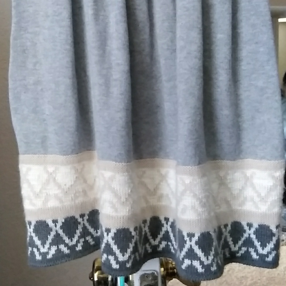 Dress - Picture 5 of 5